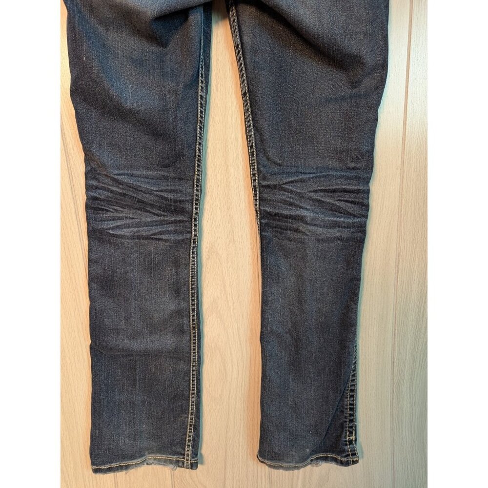 Silver Tuesday Bootcut Jeans Women Size 27/31  Mid Rise Distressed Blue Denim - Picture 6 of 12